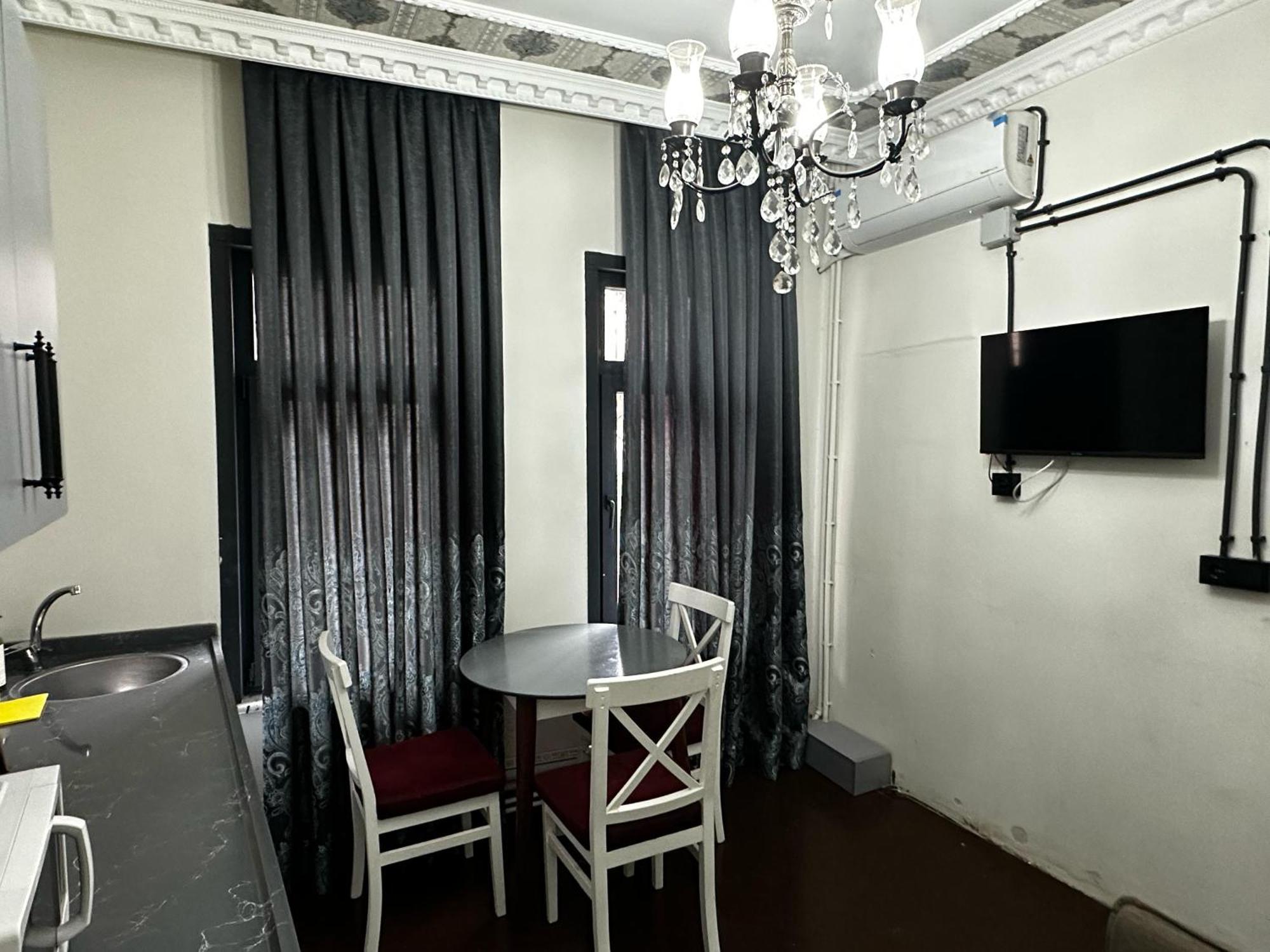 איסטמבול Seven Roses Apart Hotel מראה חיצוני תמונה